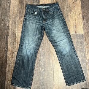 these are straight jeans, brand Banana Republic, size 31”30, and pant dark wash.